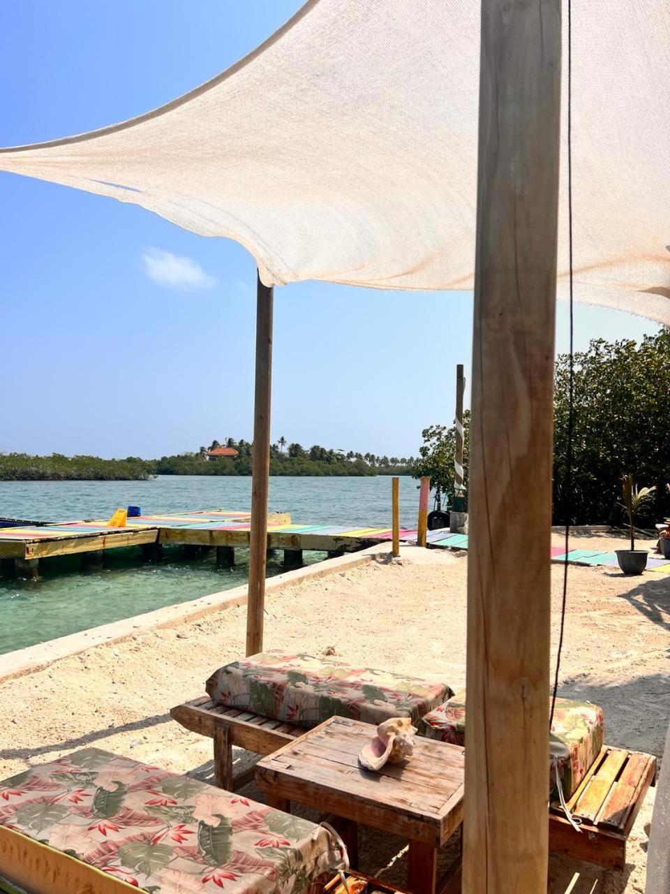 Hotel El Arca Tintipan Island Esterno foto
